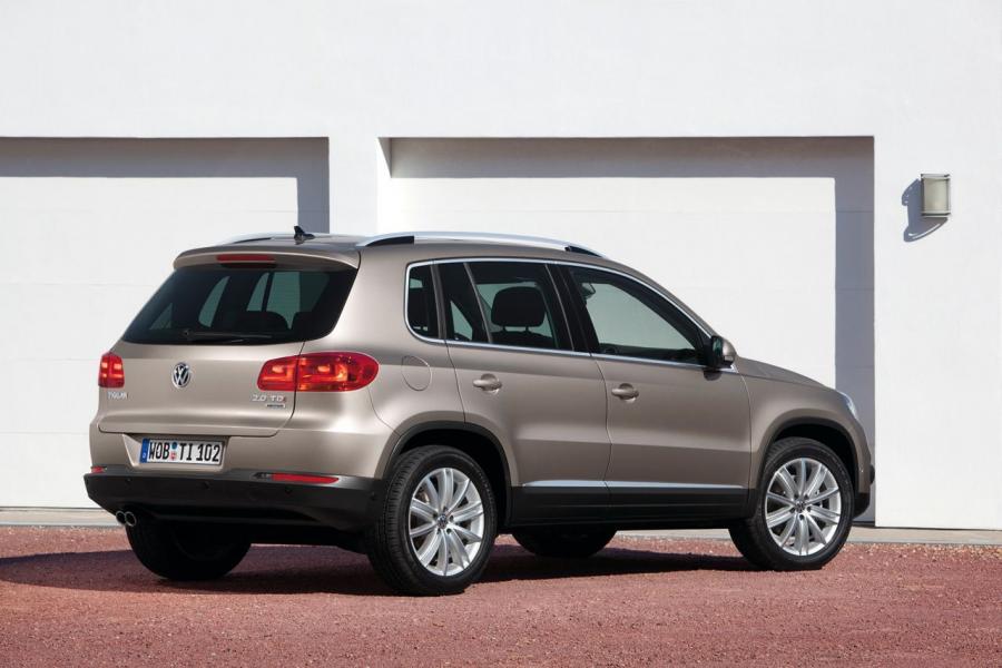  Volkswagen Tiguan 2011 года  (фото 101 из 146)